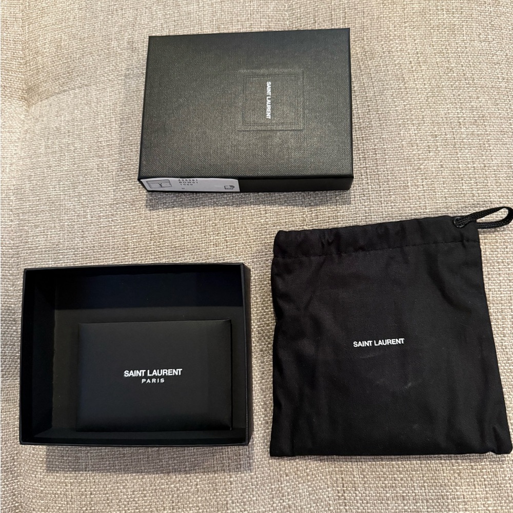YSL Black Card Holder - Picture 3 of 3